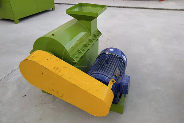 Semi-wet Crusher Used for Powder Making Before Granulation